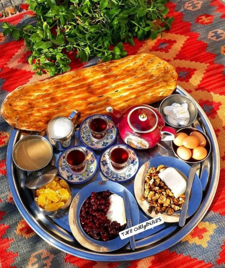 سلام دوستانم🌸🌻🌸🌹🌸