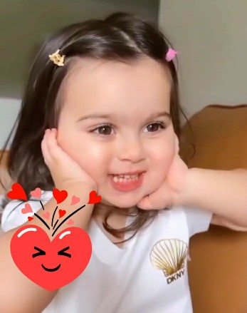سلام بر شما دوستان گل این خونه😍😍