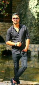 در لحظه زندگی کن ولی به هیچ لحظه ی دل نبند ...