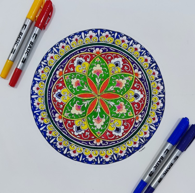 نجوای گلبرگ ها 