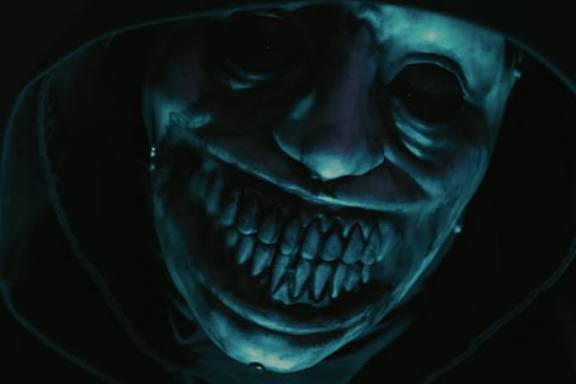 لبخند ملیح😈