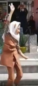 رقص دانش آموز به ترانه شندیلی نانای نانای.💃🏾💃🏾