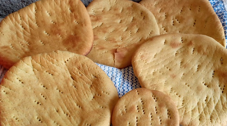 اینم اتمام کار با تافتون یا شیرمال😍😍😍