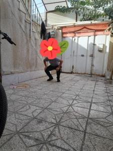 یعنی خونه ما همه ورزشکار..مادر..پسر😄😅