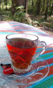 چایی خوش طعم‌  وخوش رنگ نوش نگاهتون