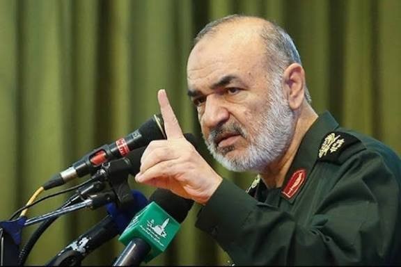 حیف نبودی ببینی. سربازانت گل کاشتن 🇮🇷🤛