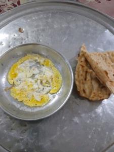 حال و روزم به کجاها کشیده که این شامم هس😂😔😭😂😂