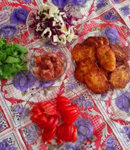 ظهرتون بخیر🌹❤️بفرماییدناهارجاتون خالی🌹