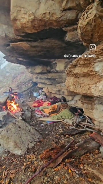 خواب عمیق در یک صبح بارانی زیبا 