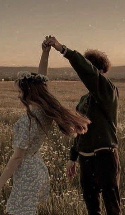 دیدم
که
آدمی
می‌تواند
شفای
آدمی
شود!