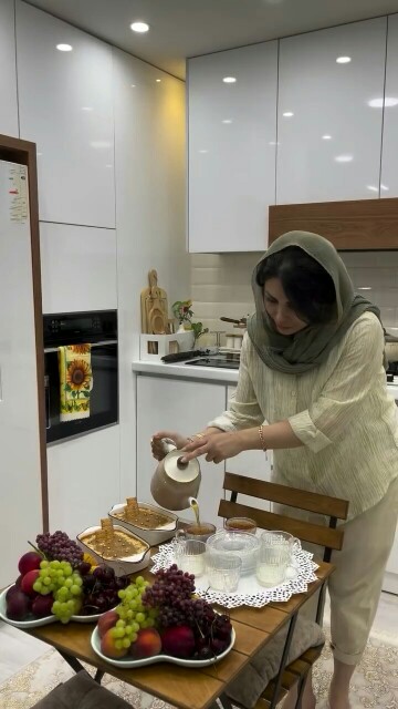 اینم میوه و چای و دسر بعد ناهار😃