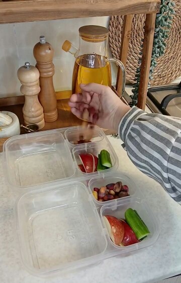 واس بچه محصلاتون اینجوری تغذیه بزارید