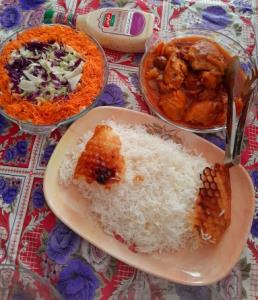 بفرماییدناهارجاتون‌خالی😋😍 ناهارهاتون نوشجانتون ❤️🌿🤍👇