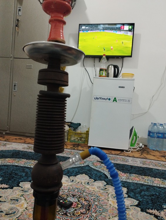 قلیون همراه با باخت لنگ