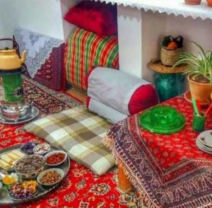 فقط خداوند یکتا 💖🌹 کپشن 🙏🌹🦋