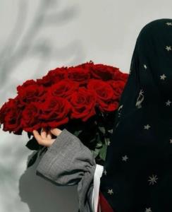 🍂🍁
"شادمان گفتی از آن عاشق تنها چه خبر
خبری نیست، 