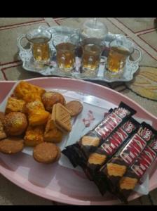 همه چیز نه زن عمو یهوی .من که ذوق کردم😍😍😍😍😍