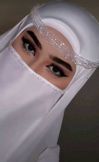 ‌

هیچ دستی مثل دست خدا،پشت و پناهت نیست. 💯🤍
‌