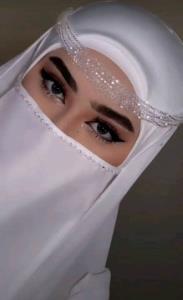 ‌

هیچ دستی مثل دست خدا،پشت و پناهت نیست. 💯🤍
‌