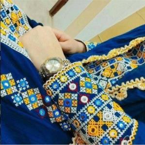 هیچ تکیه گاهی محکم تر از شونه های خودت نیست