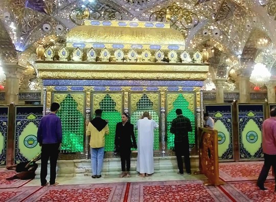 کیادوست دارن الان اونجاباشن
