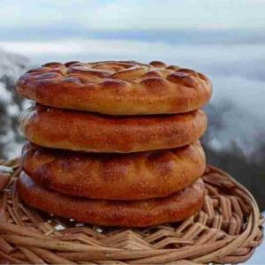 اینم کلوچه فومن جاتون حسابی خالی 