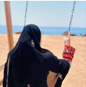 امید وارم بعضی آدم ها رو دیگه حتی تصادفی هم نبینم😏