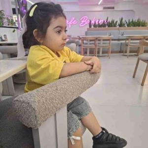 وقتی مهرو از شرایط موجود ناراضی هست
