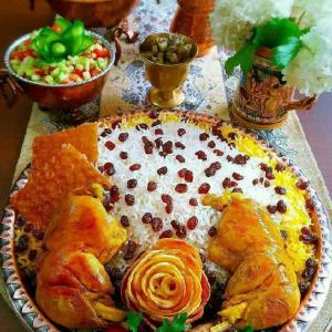 ظهر تون بخیر😍
      ناهار تون سرشار از عشــــ❤️ـــق
لـباتون پُــر خـنــده😊
         نـفـسـتـون گـــرم
 ســفــره تـون پُــر بـرکــت🌹
        دوستان ظهـرتــون خوشـمزه😋🌸
                🍃🌸🍃🌸🍃🌸🍃