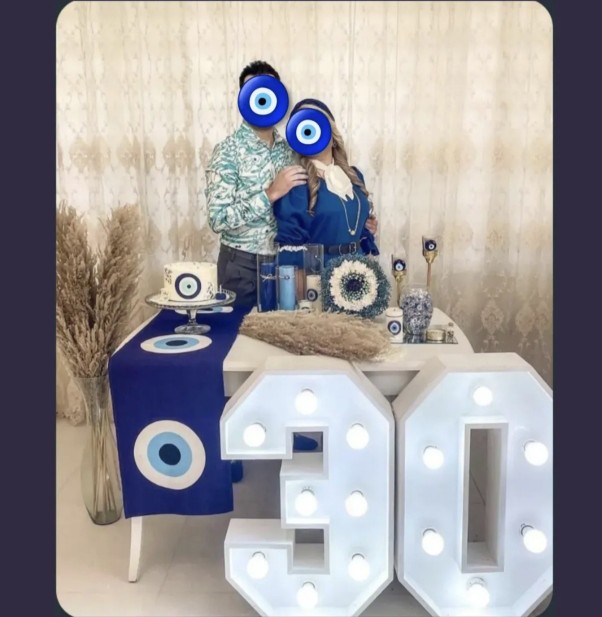 خب‌اگه‌فک‌میکنین‌ما‌چشامون‌انقدشوره‌عکس‌نزارین😐😂😂