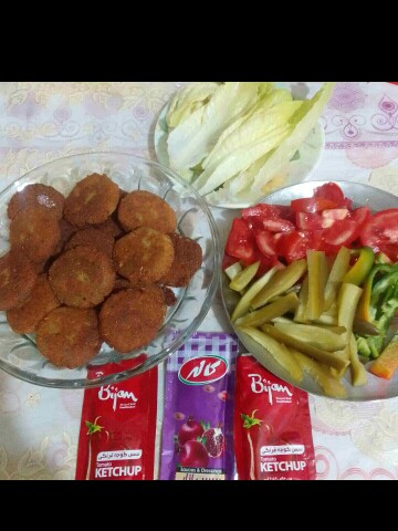 شام امشب ما من میدونم توی تمام عمرتان ندیدید ونخوردید🤗بفرما