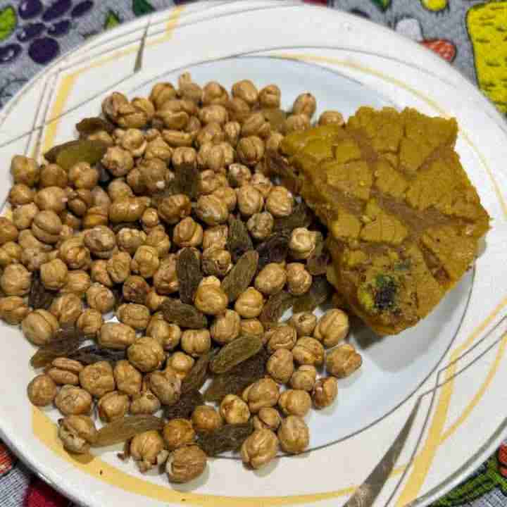 سلام جاتون خالی  نخود و کشمش  و سوحان 