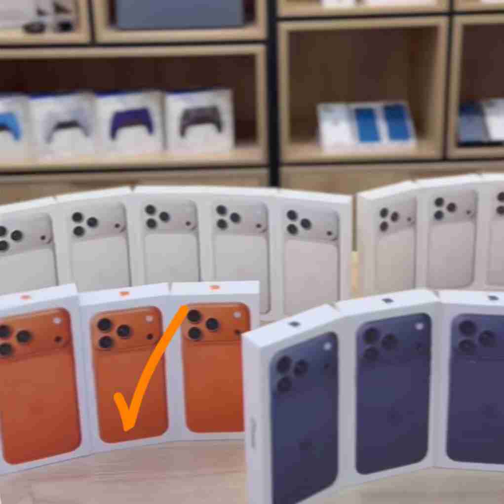 بخرم یا هنوز زوده😎🫣