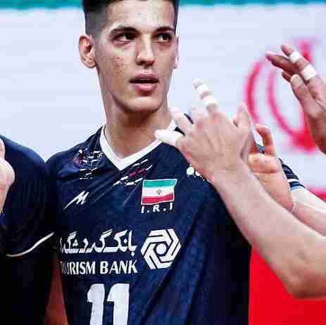 متاسفانه صابرکاظمی والیبالیست ۲۶ساله درگذشت  ۱۳۷۷-۱۴۰۴