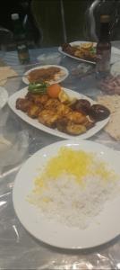 نوش،نگاهتون 