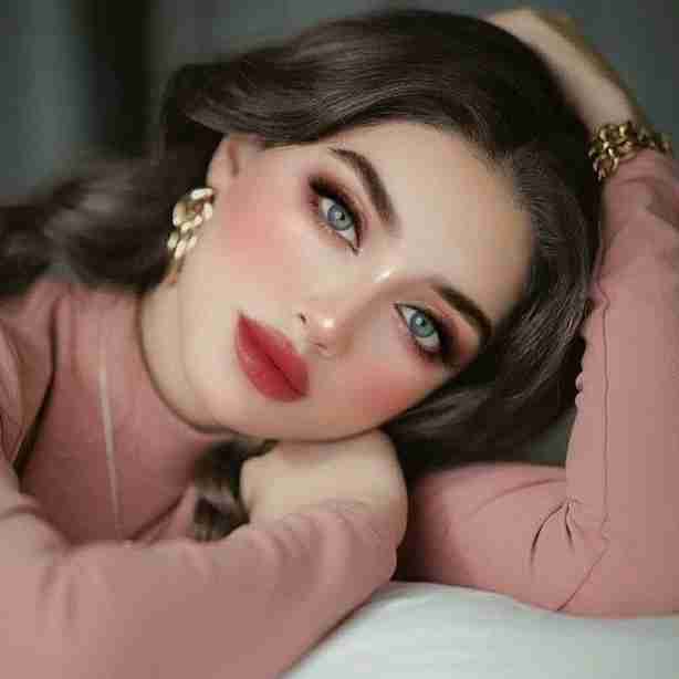 نگاه منحنیت گیراست✔️