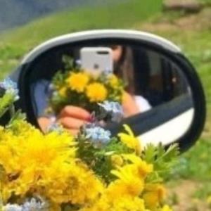 اللّهُمَّ صَلِّ عَلی فاطِمَةَ وَ اَبیها وَ بَعْلِها وَ بنیها