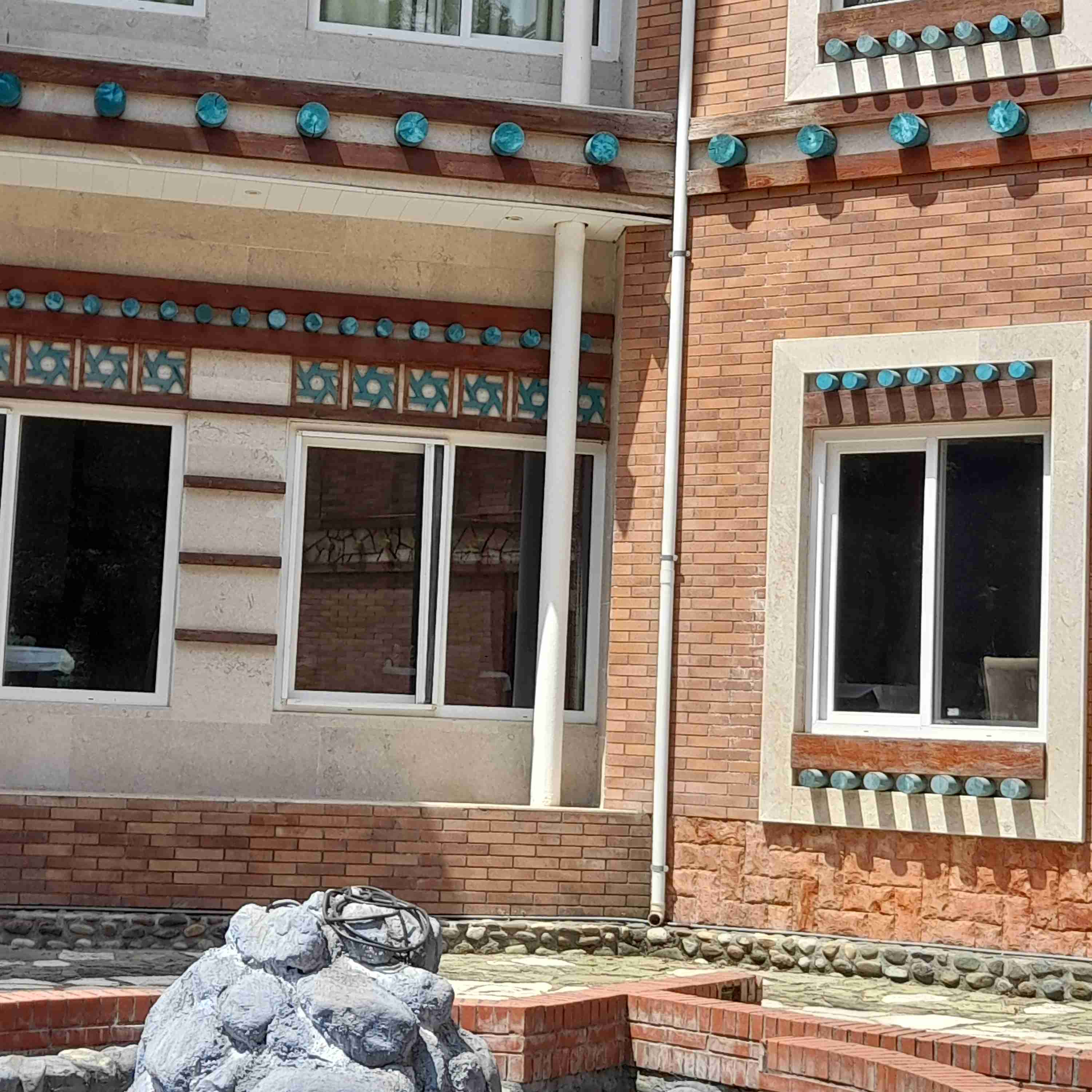 نمایی ازرستوران تازه تاسیس 