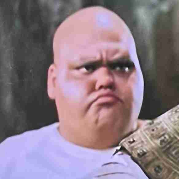 آخرم نفهمیدیم اسم این کیه؟!