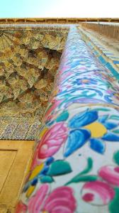 هر رنگ، یه نشونه از عشقی هست که هنوز زنده اس😌👌🏻📸