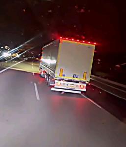 شبتون آروم گلهای خوب خبری 🙋🌹🌹❤️❤️😘😘