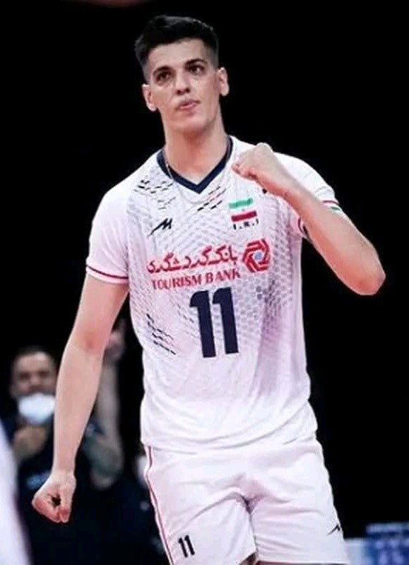 ببین خدا چقد دوست داشت که عزات قاطی عزای فاطمه زهراشد💔 