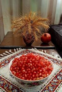 بفرمایید🌺هر از گاهی
برای آنان که دوستشون داری 
نشانه‌ای بفر