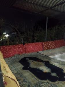 اینم سکوی که چند وقت پیش داخل باغ درست کردم ،😍😍😍😍😍