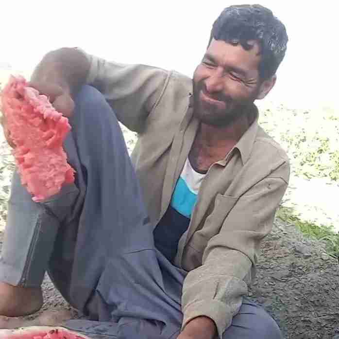 اگه قرار باشه با توجه به موجودی حسابم یه جایی برم ؛ فقط میتونم برم تو فکر