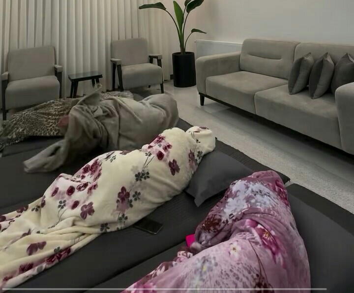 هر رازی تو دلشون بود گفتنو خابیدن😂