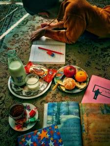 آدینه تون بخیر🍁🍁