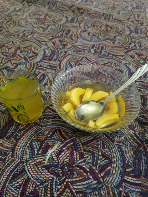 آبمیوه گلابی دوست داری یا عسل آبلیمو 