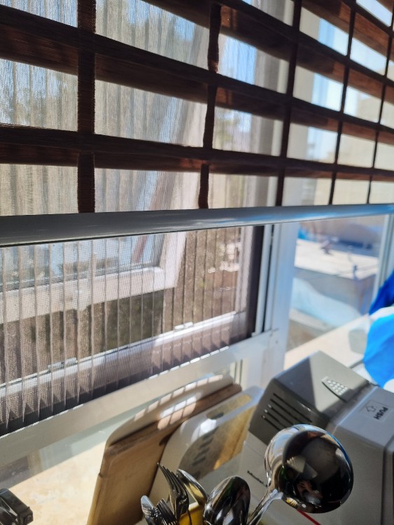 کاش تموم بشه این روزا