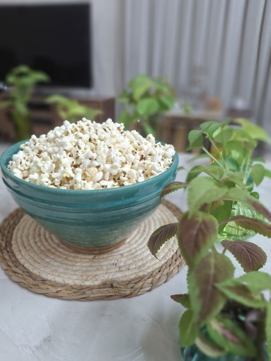 نه تو آنی که همانی، نه من آنم که تو دانی....